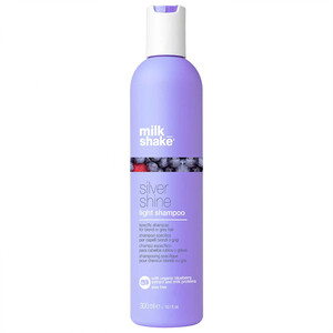 MILK SHAKE SILVER SHINE LIGHT SHAMPOO PARA CABELOS LOIROS OU GRISALHOS