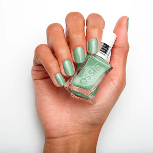 Essie Gel Couture 2