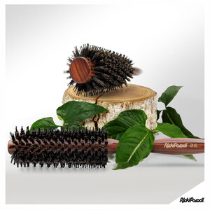 BROSSE À CHEVEUX 4