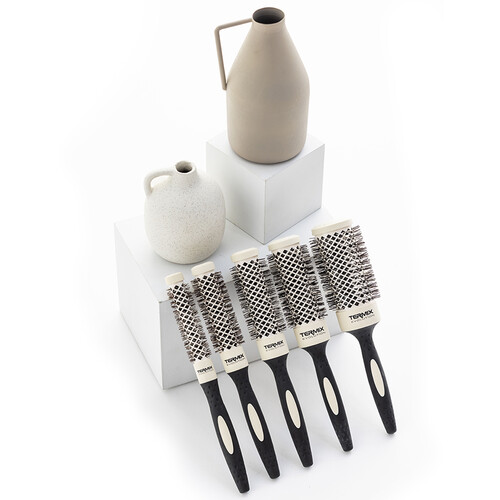 BROSSE À CHEVEUX 6